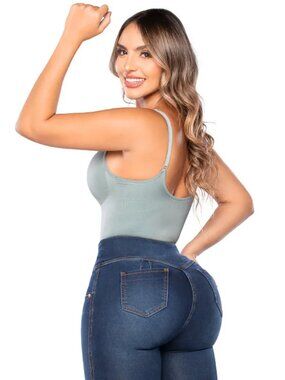 The Perfect Colombian Bodysuit for Summer - Stagmi Faja Tank Top ButtLift Shaper